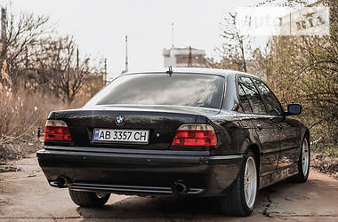 Седан BMW 7 Series 2000 в Одессе