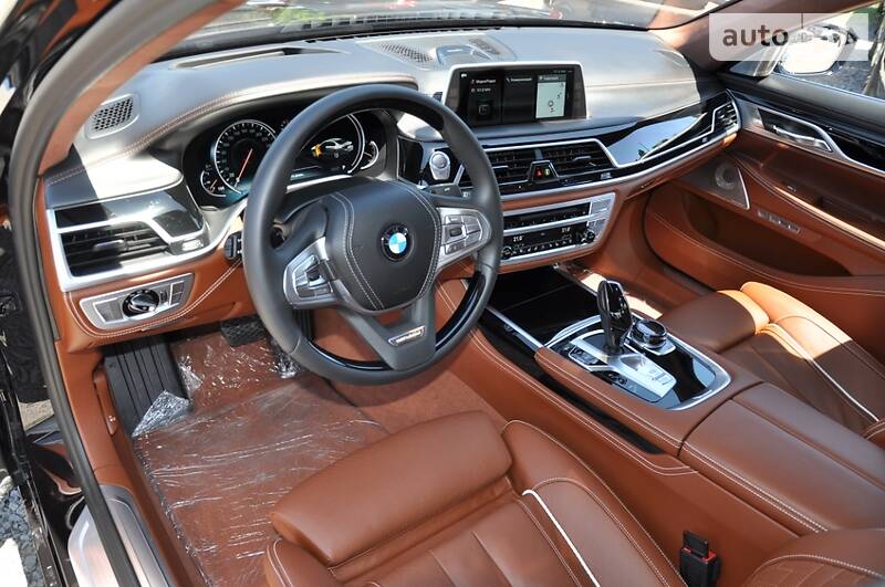 Седан BMW 7 Series 2017 в Одессе