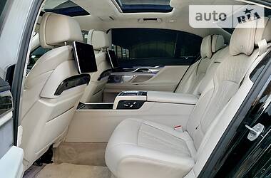 Седан BMW 7 Series 2015 в Киеве