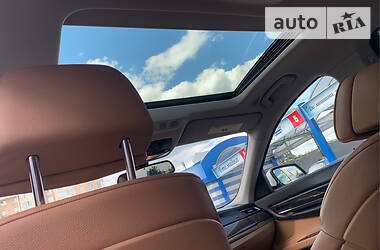 Седан BMW 7 Series 2011 в 