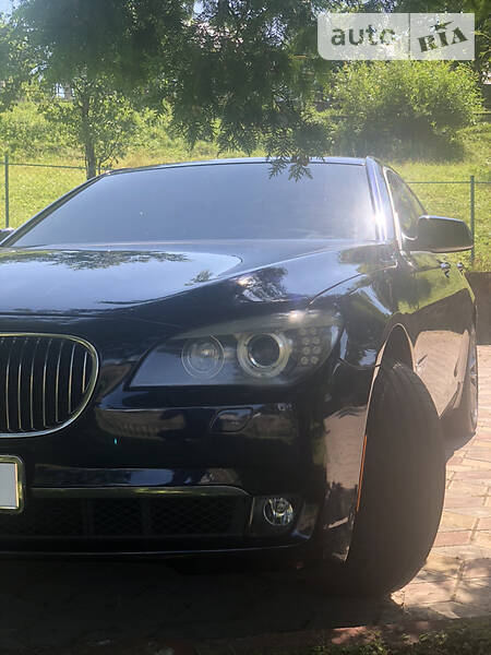 Седан BMW 7 Series 2011 в Івано-Франківську