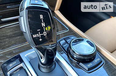 Седан BMW 7 Series 2014 в 