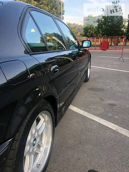 Седан BMW 7 Series 2001 в Киеве фото 57 Седан BMW 7 Series 2001 в Киеве