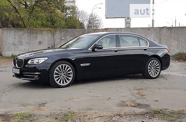 Седан BMW 7 Series 2013 в Киеве