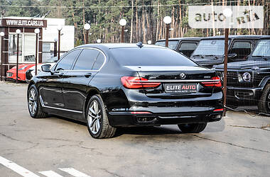 Седан BMW 7 Series 2018 в Киеве