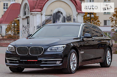 Позашляховик / Кросовер BMW 7 Series 2013 в Києві