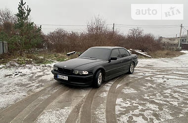 Седан BMW 7 Series 1997 в Тернополе