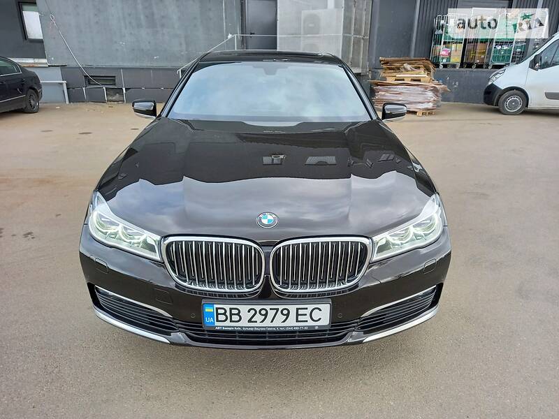 Седан BMW 7 Series 2017 в Києві