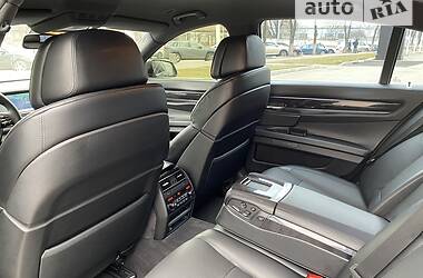 Седан BMW 7 Series 2011 в Києві