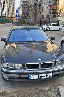 Седан BMW 7 Series 2001 в Києві