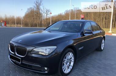 Лимузин BMW 7 Series 2011 в Черновцах