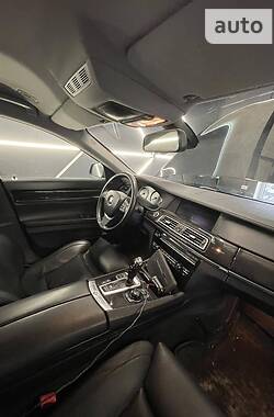 Седан BMW 7 Series 2011 в Киеве