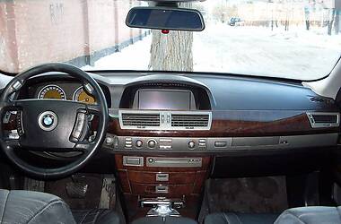 Седан BMW 7 Series 2004 в Полтаві