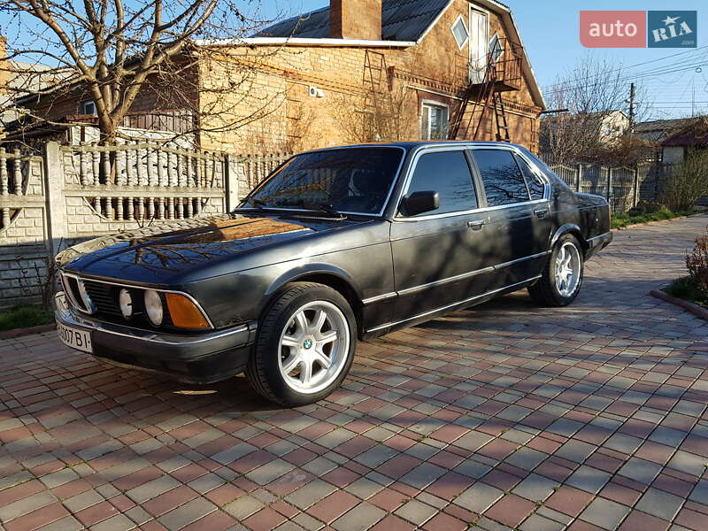 BMW 7 Series 1985