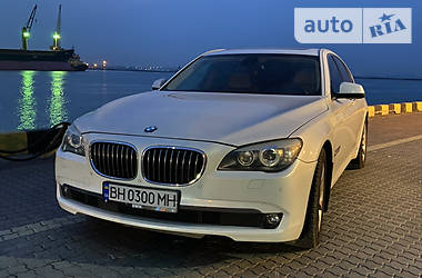 BMW 7 Series 2011