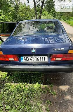 Седан BMW 7 Series 1987 в Калиновке