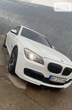 Седан BMW 7 Series 2012 в Львове