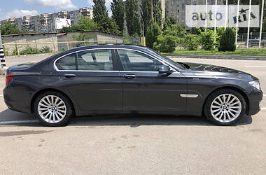 BMW 7 Series 2015