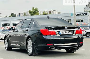 Седан BMW 7 Series 2011 в Киеве