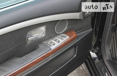 Седан BMW 7 Series 2005 в 