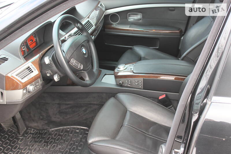 Седан BMW 7 Series 2005 в Днепре