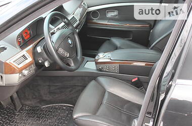 Седан BMW 7 Series 2005 в 
