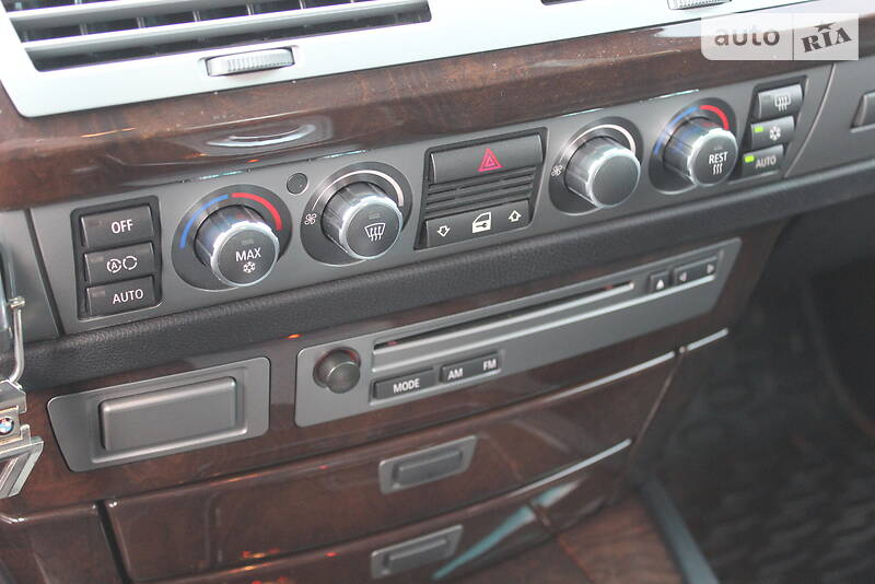 Седан BMW 7 Series 2005 в Днепре