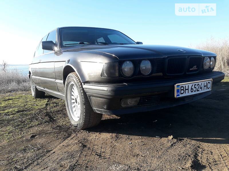 Седан BMW 7 Series 1987 в Одессе