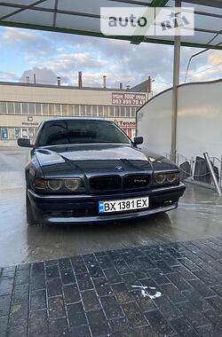 Седан BMW 7 Series 2000 в Хмельницком