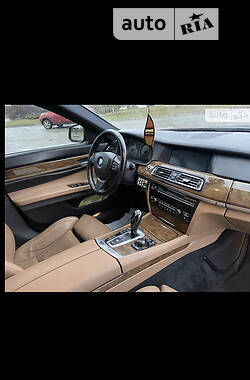 Седан BMW 7 Series 2010 в Кропивницком