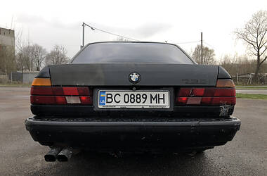 Седан BMW 7 Series 1992 в Львове