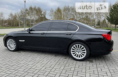 Седан BMW 7 Series 2011 в Дрогобыче