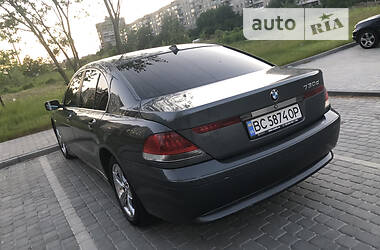 Седан BMW 7 Series 2003 в Львові