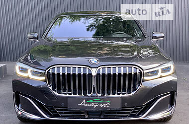 Седан BMW 7 Series 2019 в Киеве