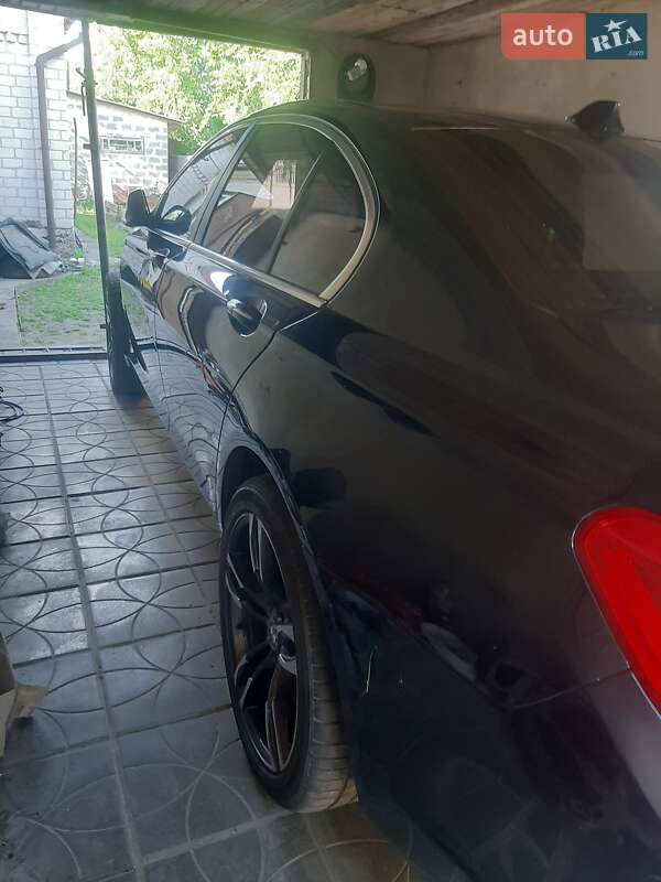 Седан BMW 7 Series 2011 в Киеве
