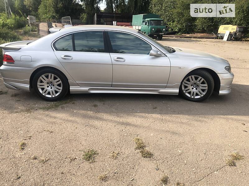 Седан BMW 7 Series 2004 в Киеве