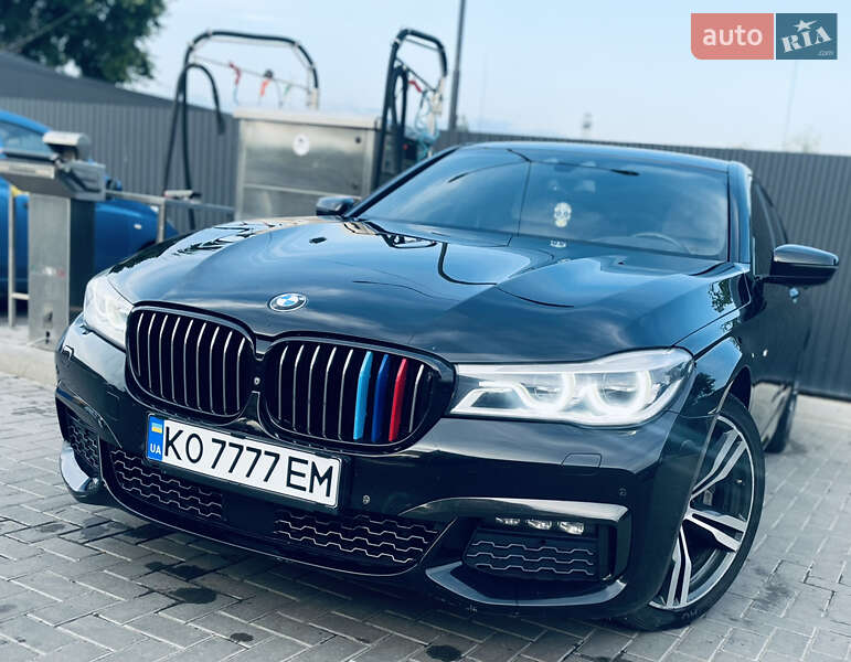 Седан BMW 7 Series 2015 в Ужгороде