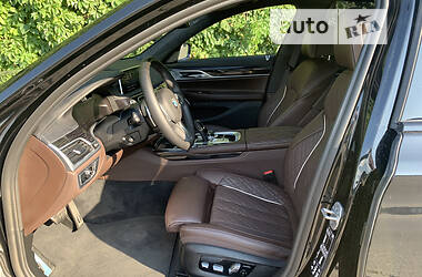 Седан BMW 7 Series 2022 в 