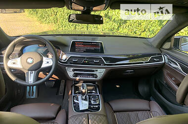 Седан BMW 7 Series 2022 в 