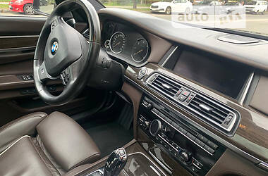 Седан BMW 7 Series 2015 в Киеве