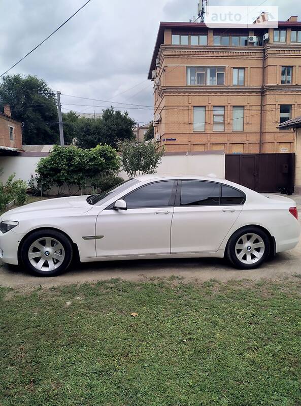 BMW 7 Series 2009