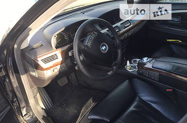 Седан BMW 7 Series 2002 в Кропивницькому