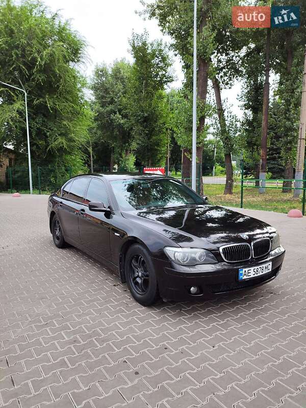 Седан BMW 7 Series 2007 в Кривому Розі