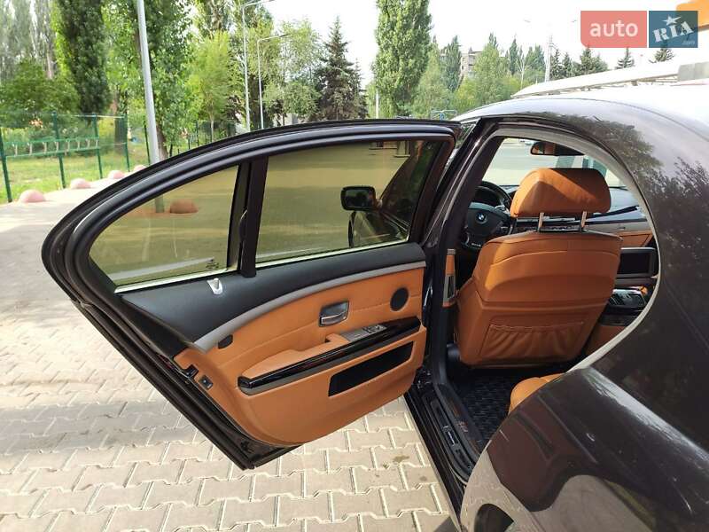 Седан BMW 7 Series 2007 в Кривому Розі