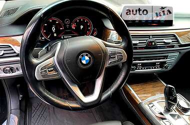 Седан BMW 7 Series 2016 в Киеве