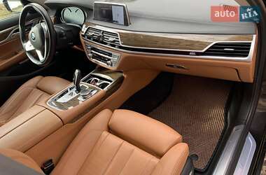 Седан BMW 7 Series 2016 в Житомирі