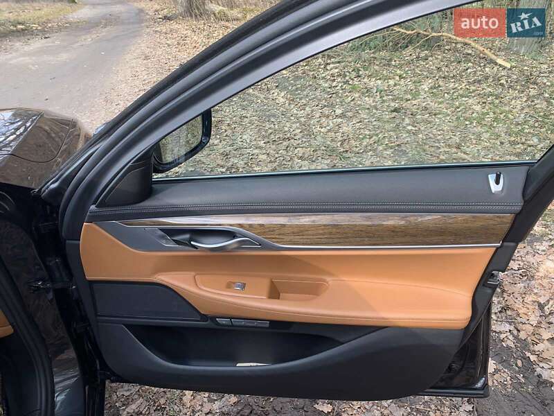 Седан BMW 7 Series 2016 в Житомире фото 36 Седан BMW 7 Series 2016 в Житомире