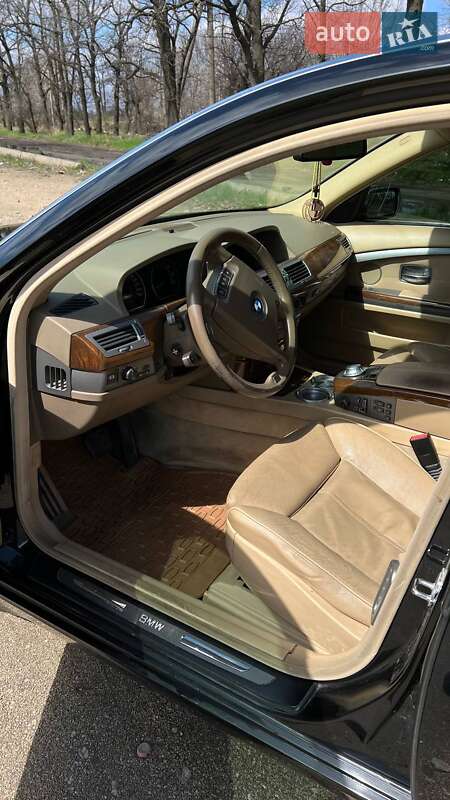Седан BMW 7 Series 2004 в Кропивницком фото 6 Седан BMW 7 Series 2004 в Кропивницком