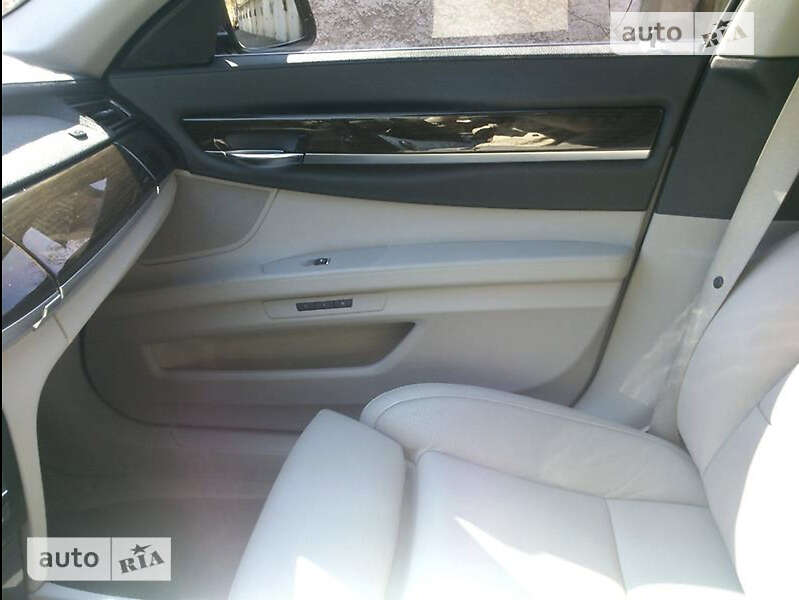 Седан BMW 7 Series 2009 в Киеве
