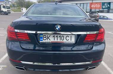 Седан BMW 7 Series 2013 в Ровно